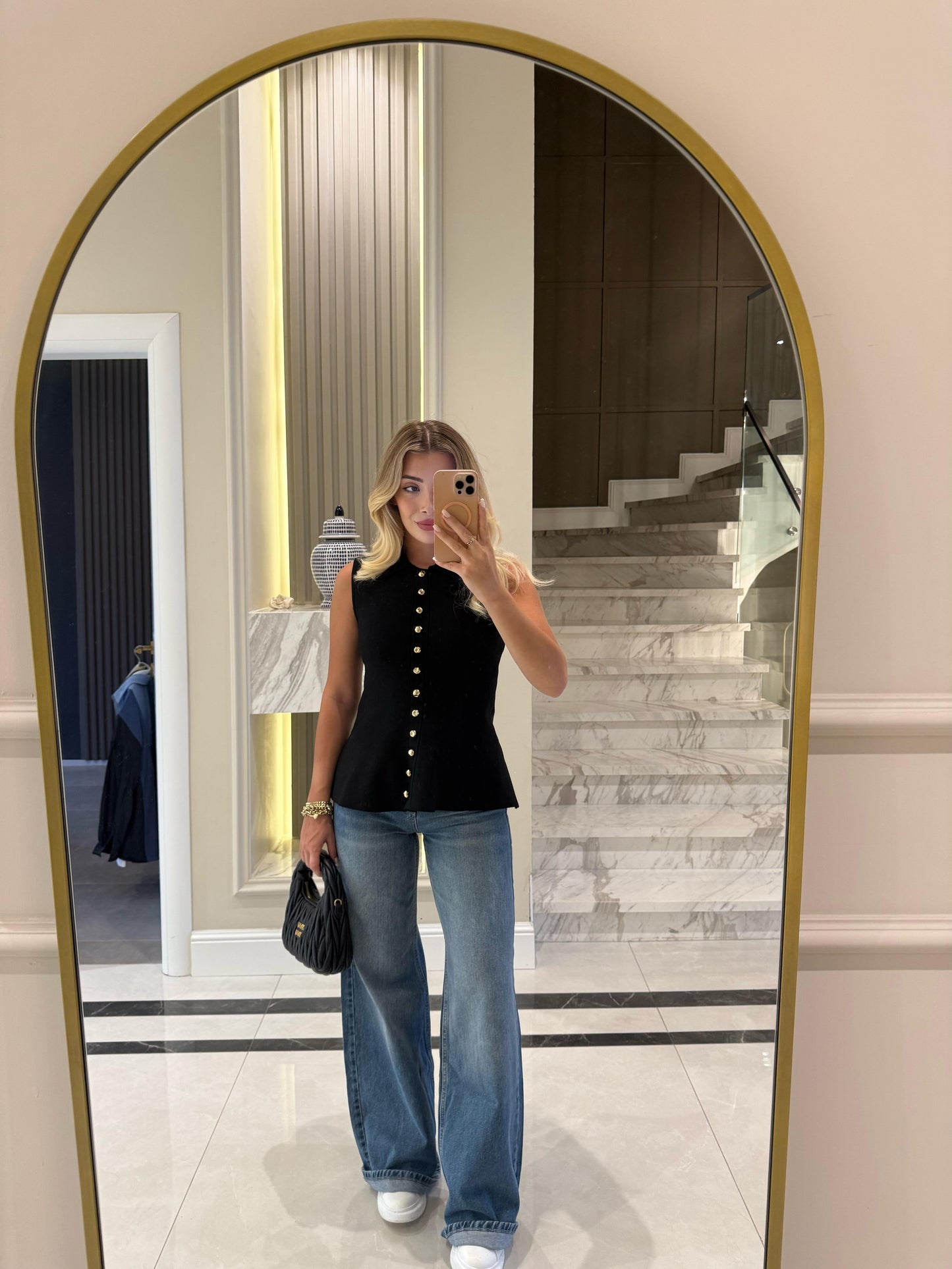 Buttoned Collar Vest